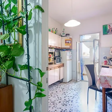 게스트하우스 Pothos - Eng Ita - Air Conditioning Wi-fi Fridge Netflix Local Guide - Aria Condizionata, Frigo, Internet, Guida Locale