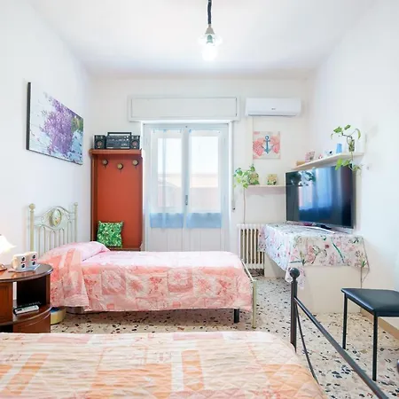 게스트하우스 Pothos - Eng Ita - Air Conditioning Wi-fi Fridge Netflix Local Guide - Aria Condizionata, Frigo, Internet, Guida Locale 칼리아리